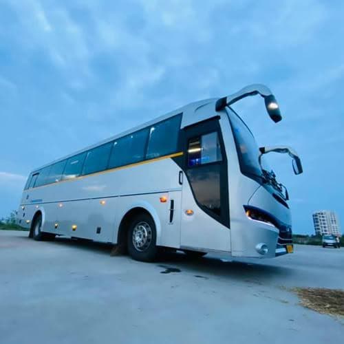 Bus rental vehicle